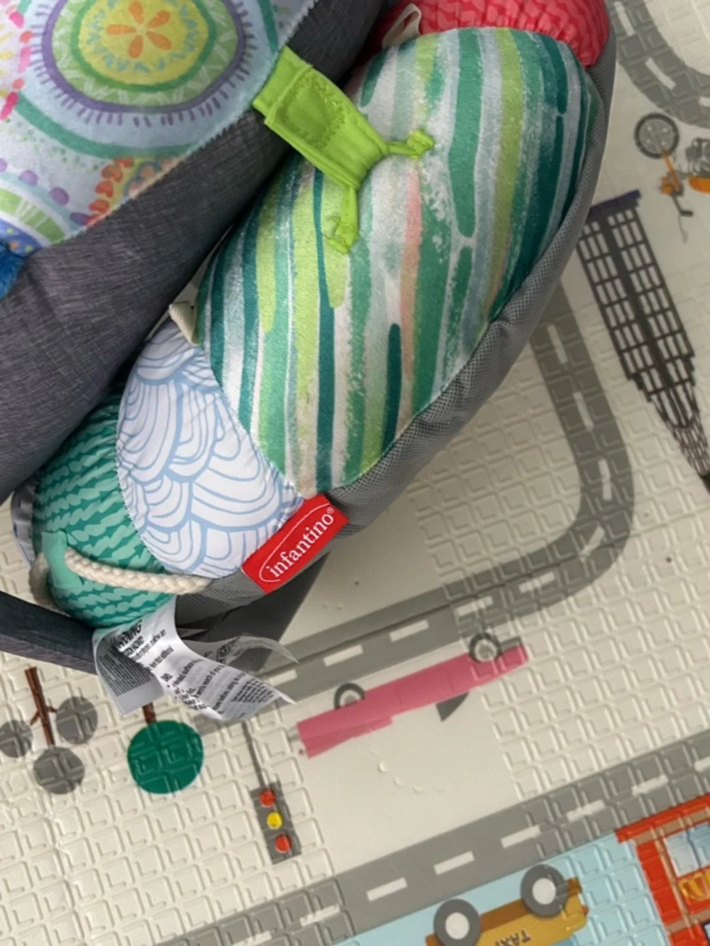 Infantino 3-in-1 Tummy Time, Sit Support & Mini Gym, 0-8 Months Unisex